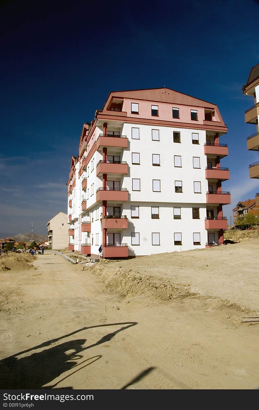 Moder apartment block in construction