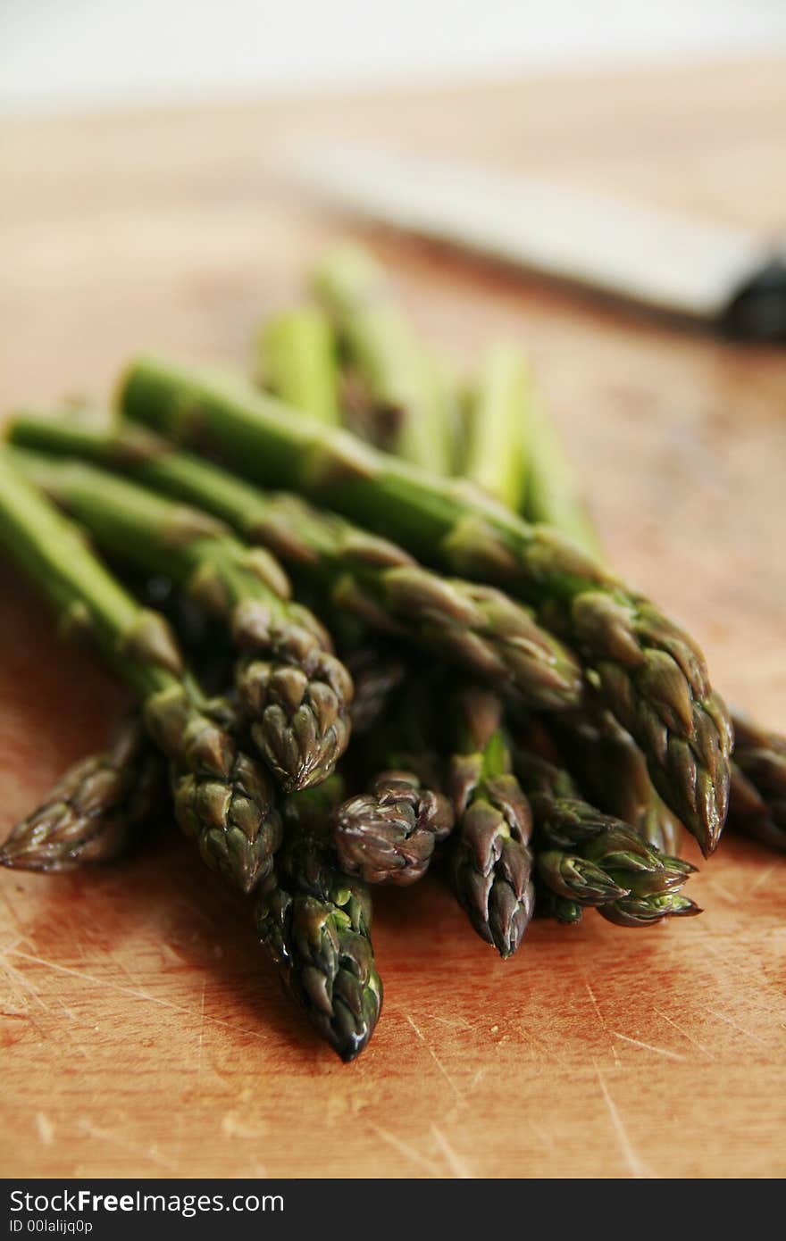 Asparagus And Knife