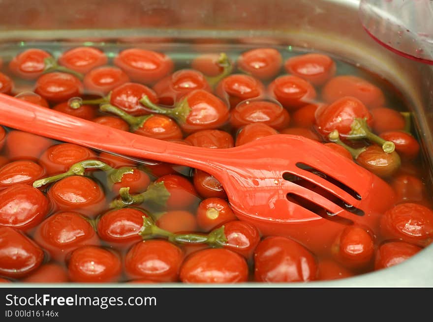 Red Marinated Tomatoes