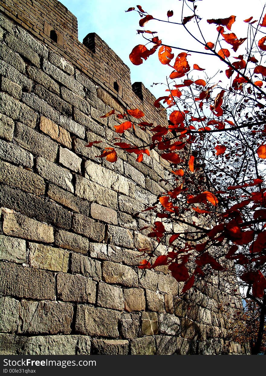 The great wall in autumn