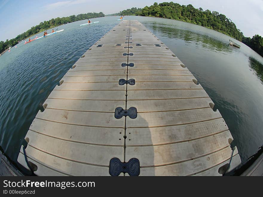 Floating jetty