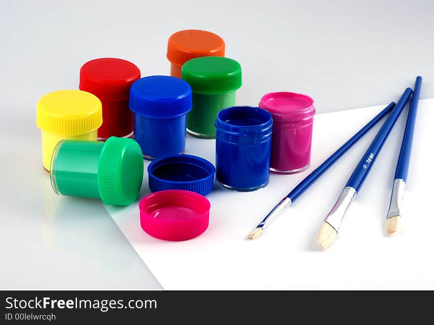 The containers paint on white background, a lot of colours