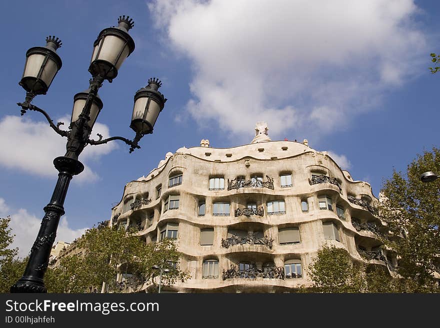 Casa Mila La Pedrera (1906-1912) - Barcelona