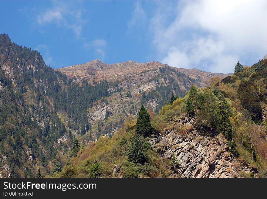 Song-Pin valley is a beautiful valley lies in the north-west of Sichuan P.R.China.