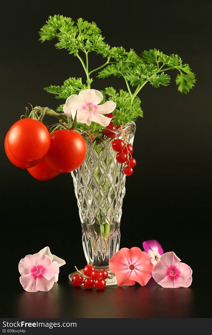 Tomatoes, currant, flowers