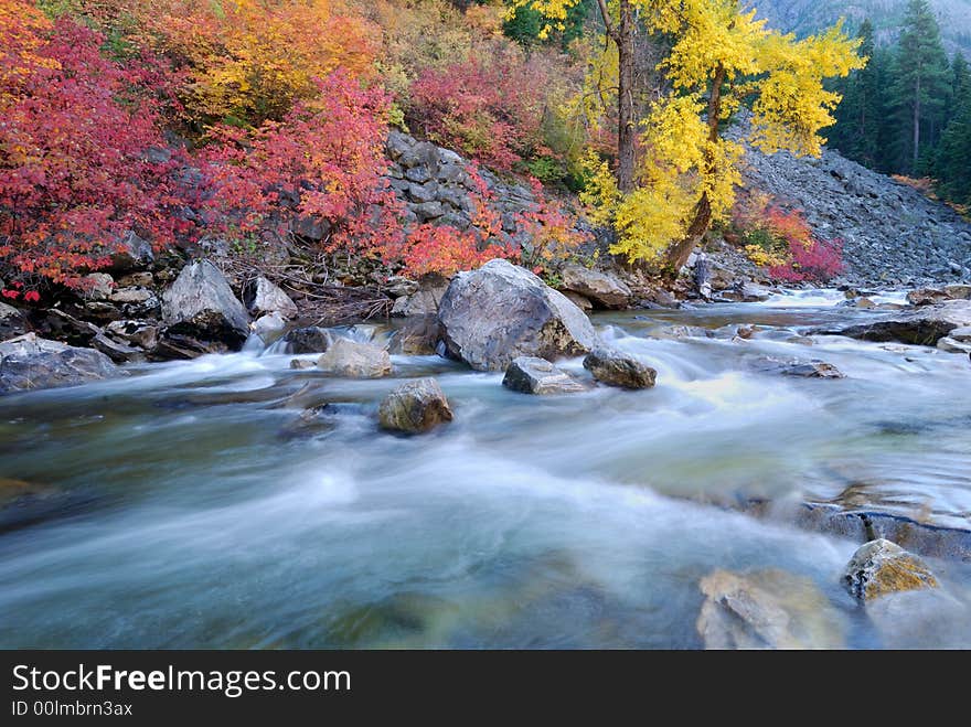 Colorful foliage at Cascade Loop in Washington State in Oct. Colorful foliage at Cascade Loop in Washington State in Oct.