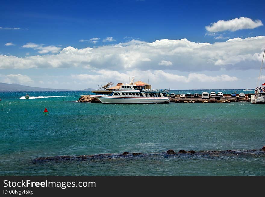 Cruise Boat