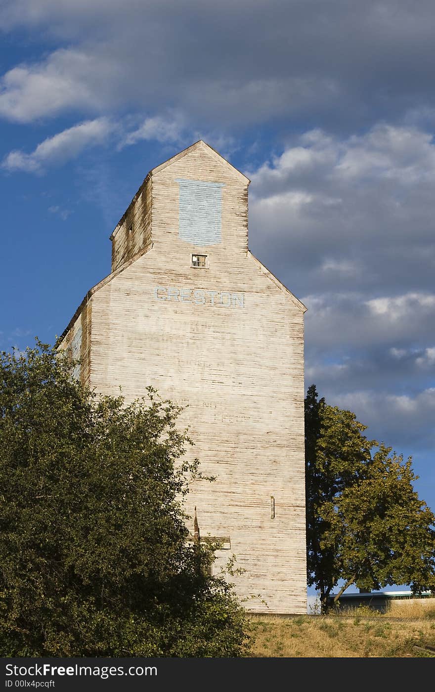 An old grain elevator, its paint peeling, in Creston, B.C., Canada. An old grain elevator, its paint peeling, in Creston, B.C., Canada.