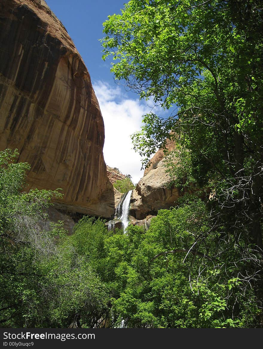 Lower Calf Creek Falls