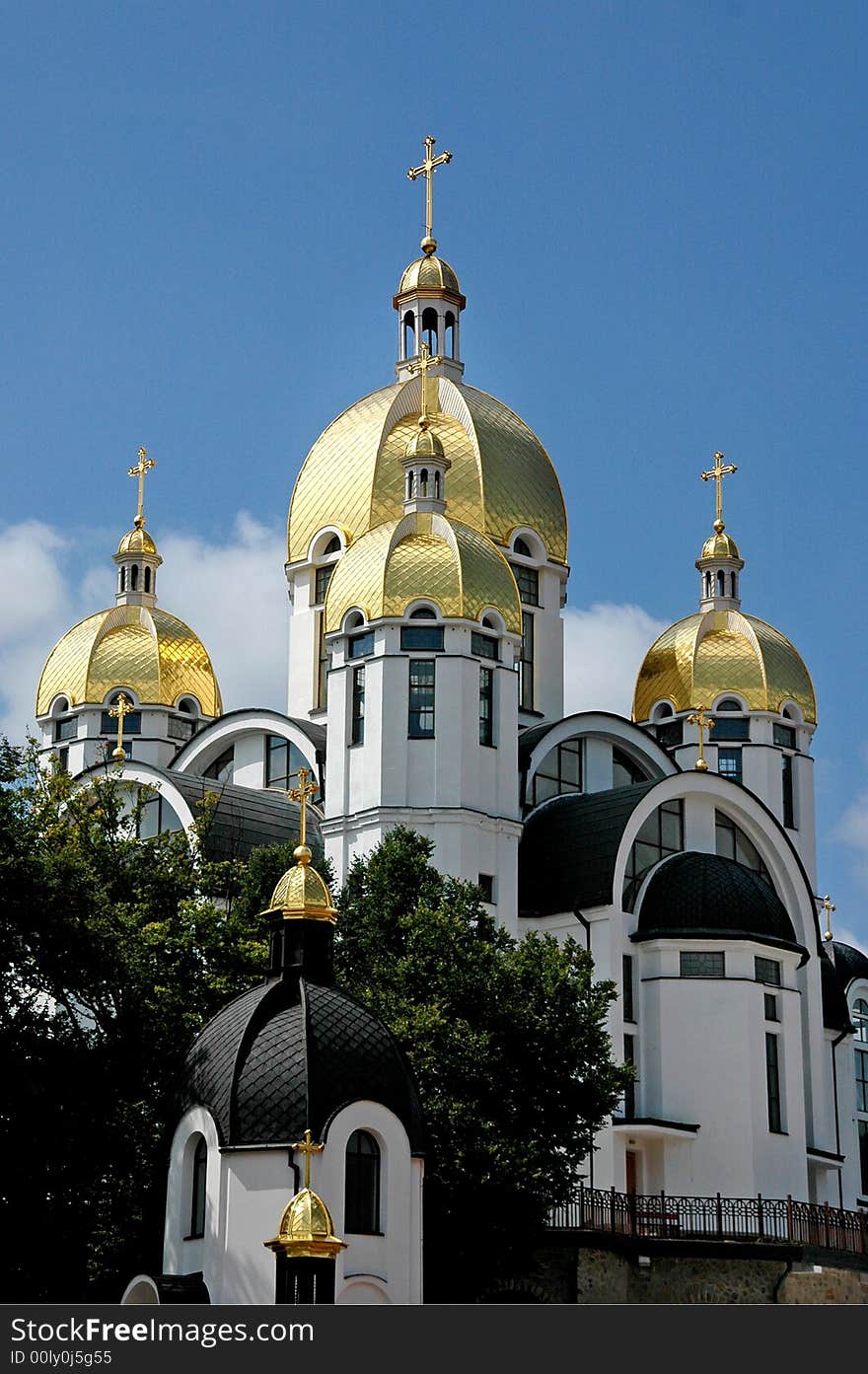 Orthodox temple in the midst of a blue sky