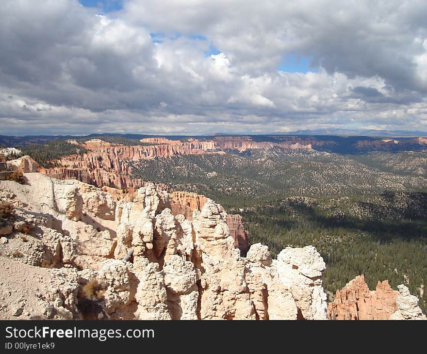 Aqua Canyon is another highlight of Bryce Canyon National Park in Utah