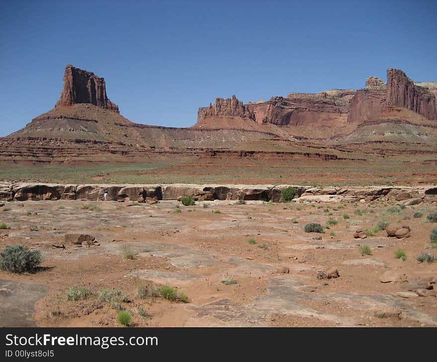 Airport Butte is one of the highlights in Canyonlands NP. Airport Butte is one of the highlights in Canyonlands NP