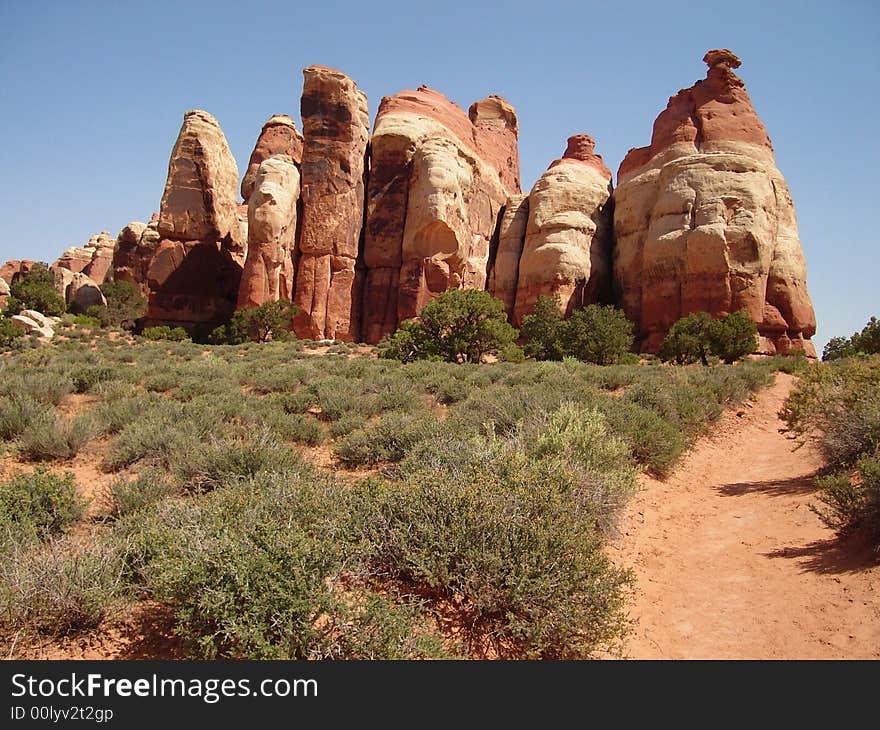 The picture of these great rocks was taken on the hike to Chesler Park in Canyonlands NP. The picture of these great rocks was taken on the hike to Chesler Park in Canyonlands NP