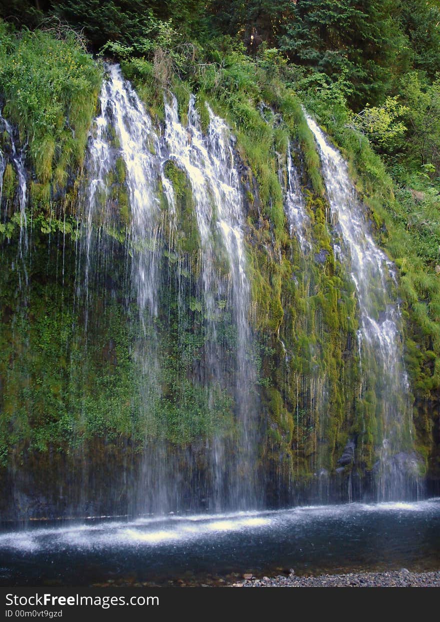 Mossbrae Falls