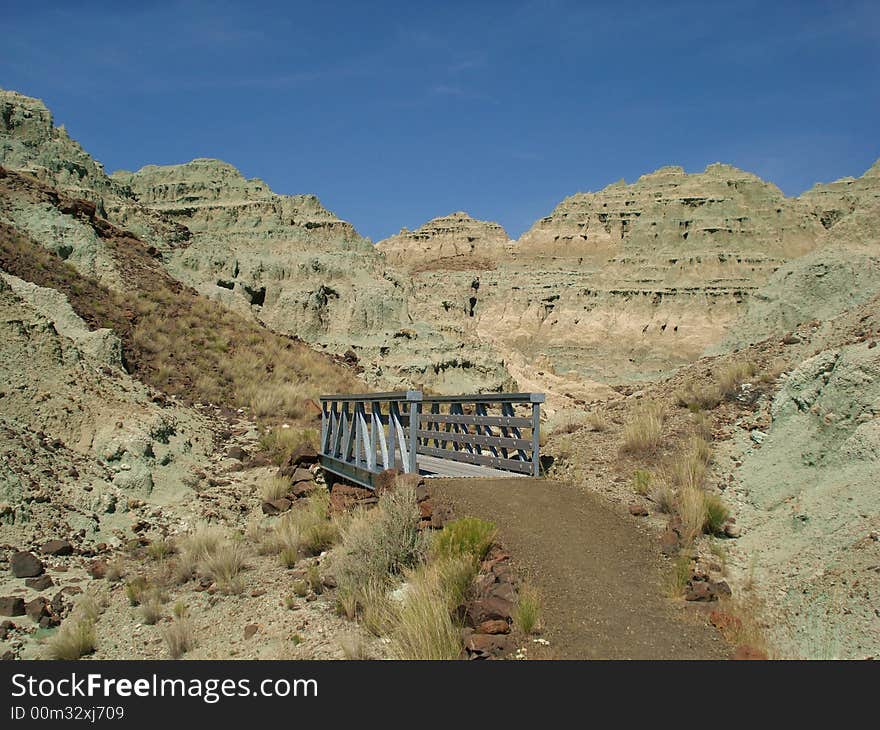 The bridge on Island in Time Trail in John Day Fossils National Monument.