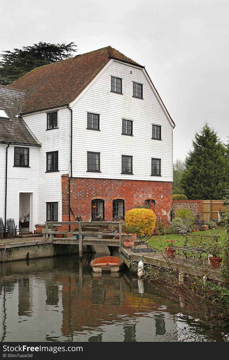 Autumn scene of an Historic Mill on the River Thames in England