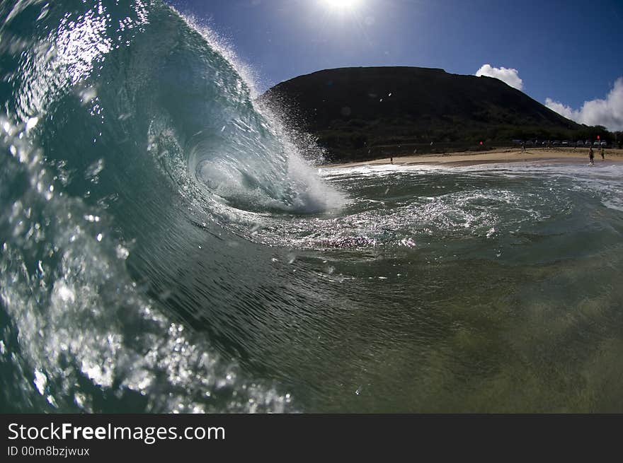 Giant wave breaking in shallow waters