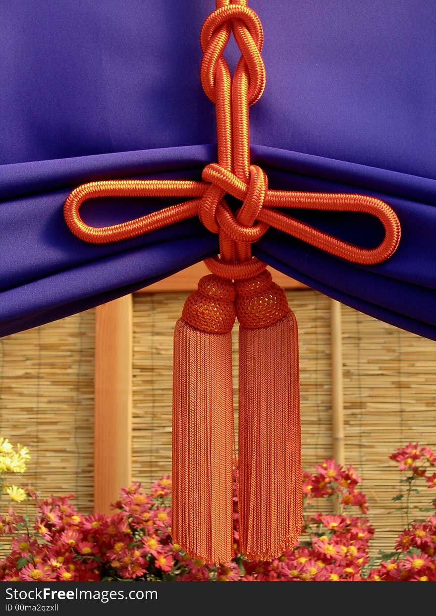 Decoration (knot)