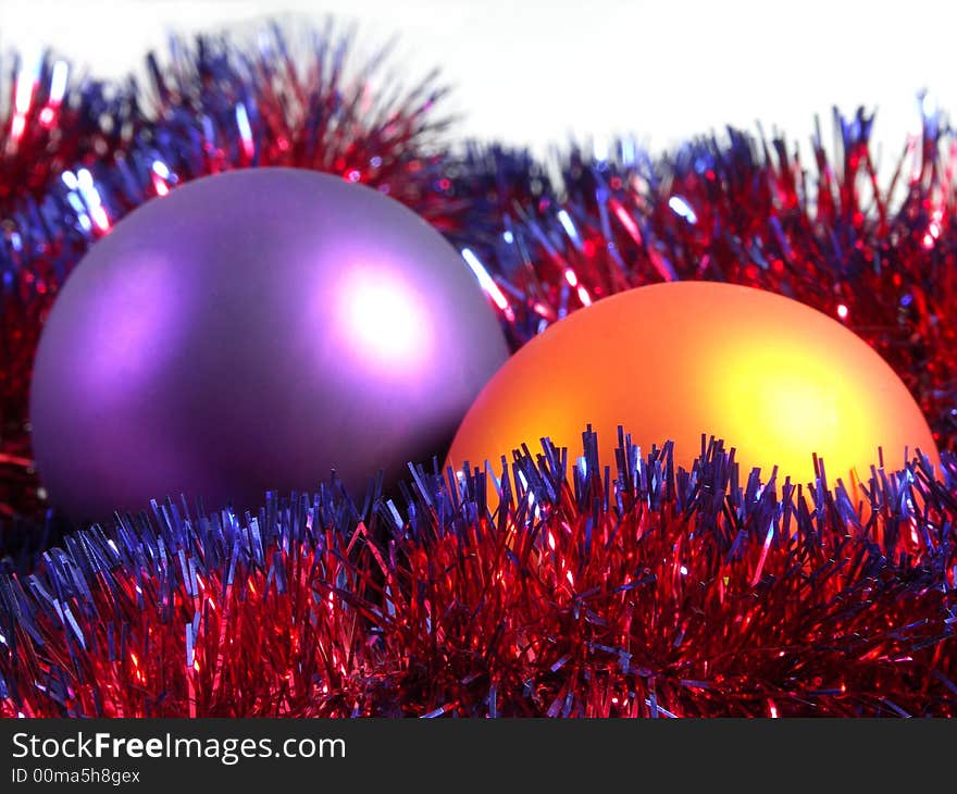 Red -  blue pine chain and glass balls. Red -  blue pine chain and glass balls.