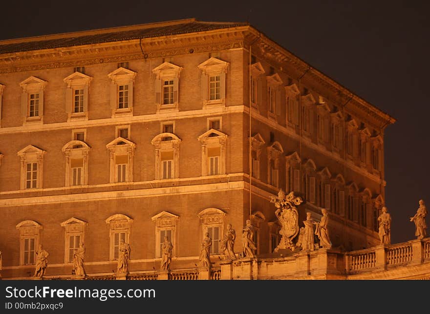 St. Peter's (Rome - Italy - Vatican City) House residence of the Pope at night / Here the Pope sleep and preaches the Angelus on Sunday morning. St. Peter's (Rome - Italy - Vatican City) House residence of the Pope at night / Here the Pope sleep and preaches the Angelus on Sunday morning