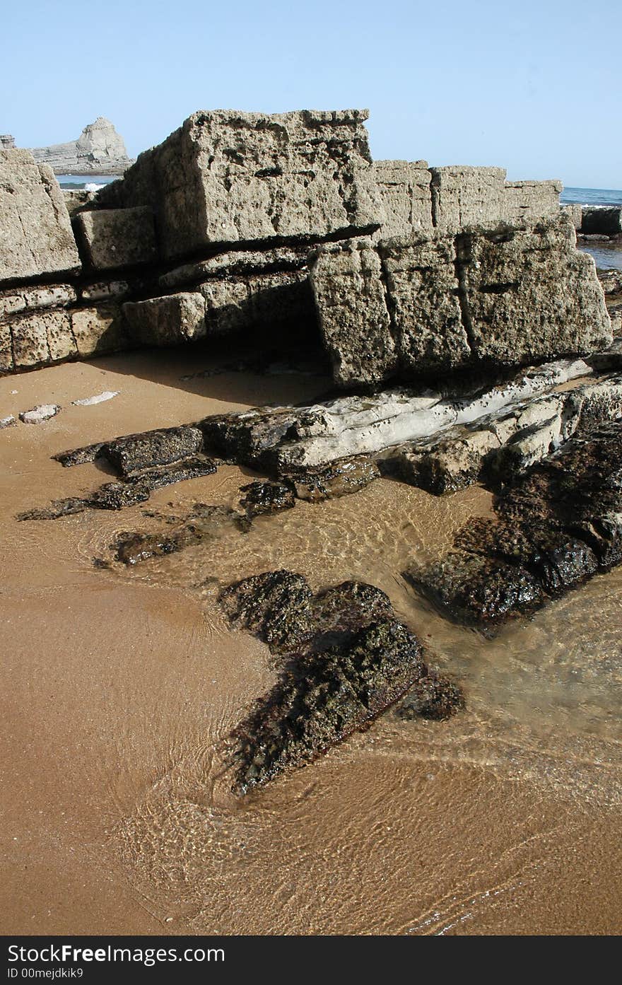 A great peaces of stone on a seaside. A great peaces of stone on a seaside