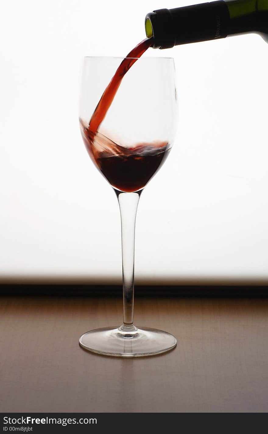 Hi res photo of glass of wine