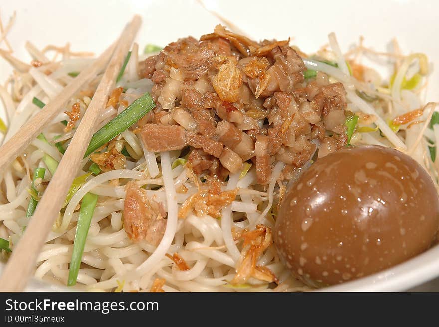 Asian noodle bowl