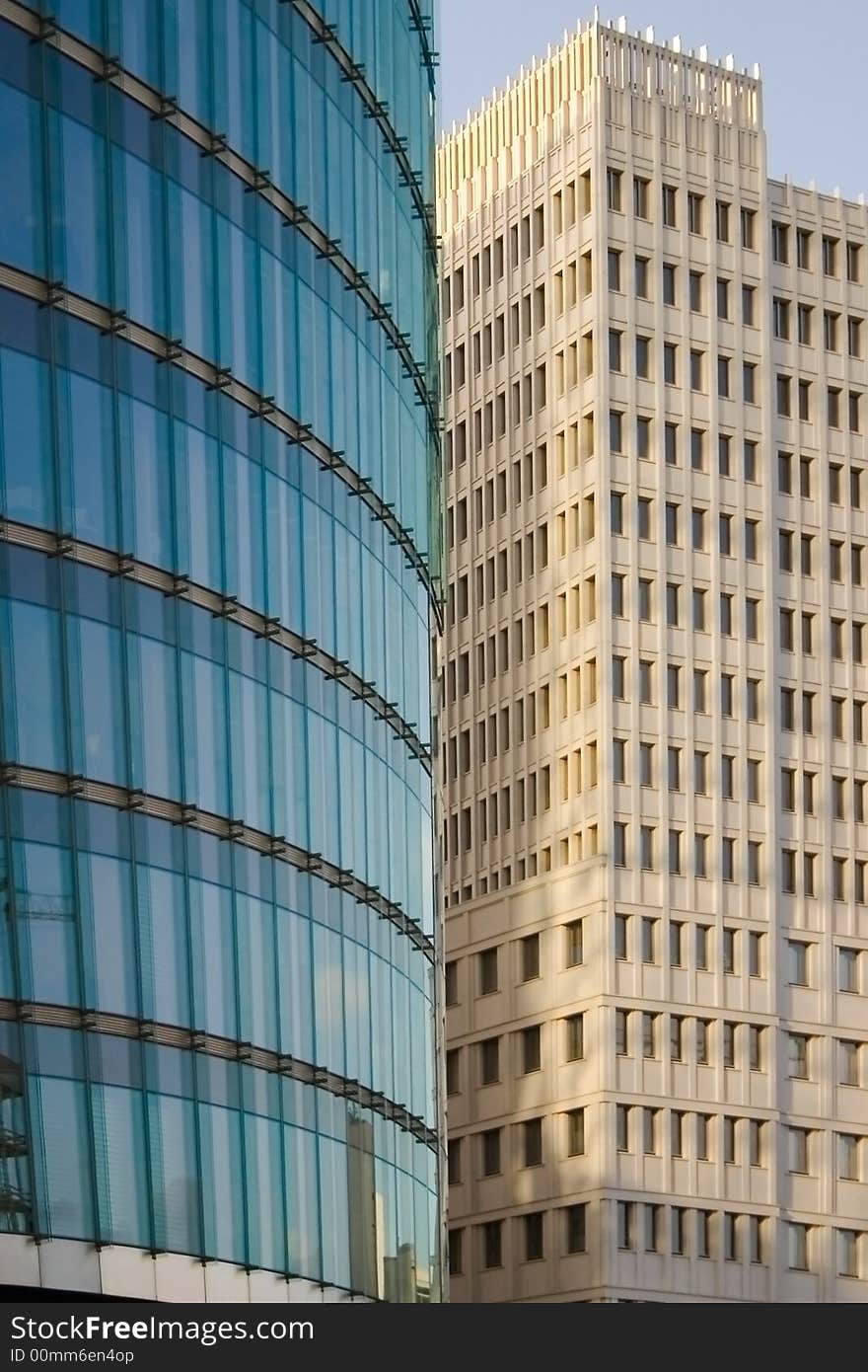 Two modern office bulidings. one classic, the other in glas construction. Two modern office bulidings. one classic, the other in glas construction