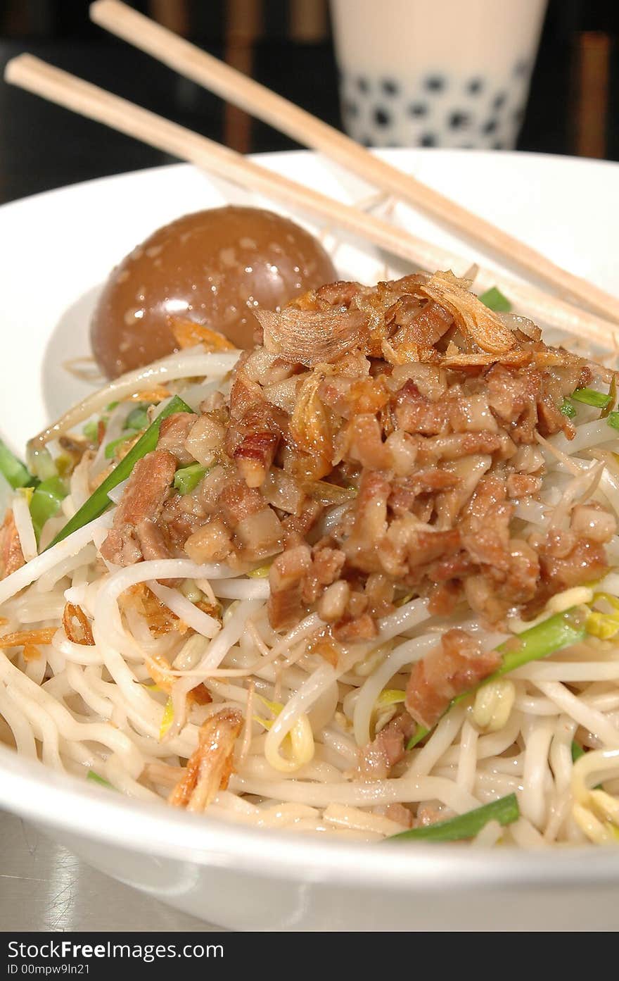 Asian noodle bowl