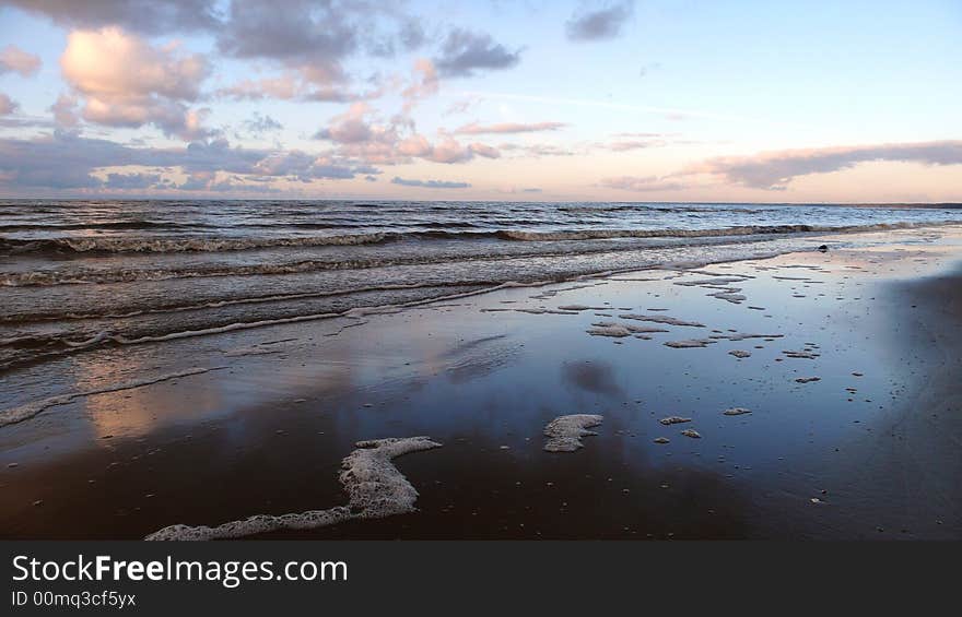 Skies and clouds reflexion in the sea water. Skies and clouds reflexion in the sea water