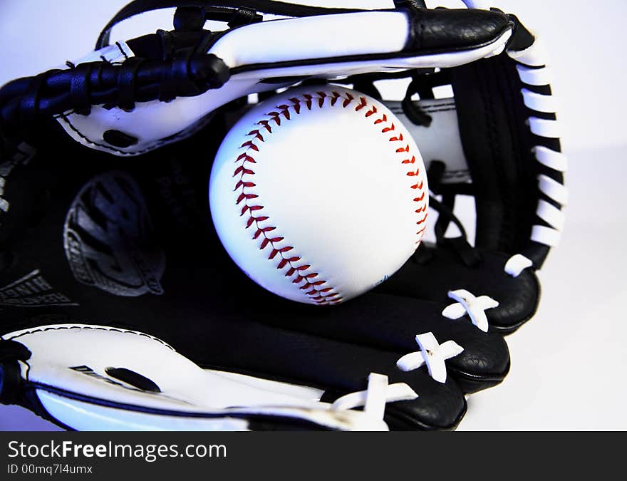 Baseball glove