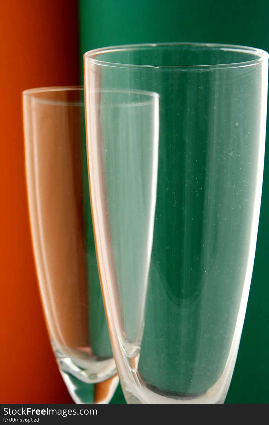 Wineglass in Green and Orange