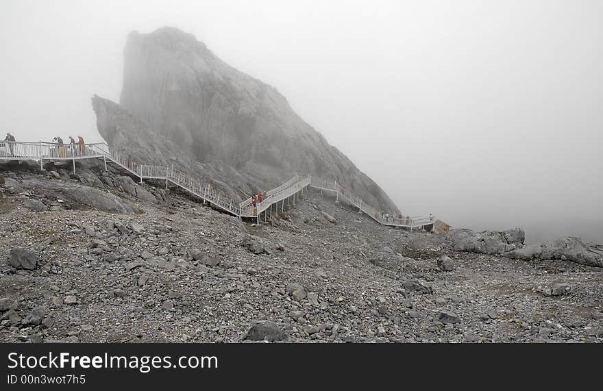 Jade dragon mountain