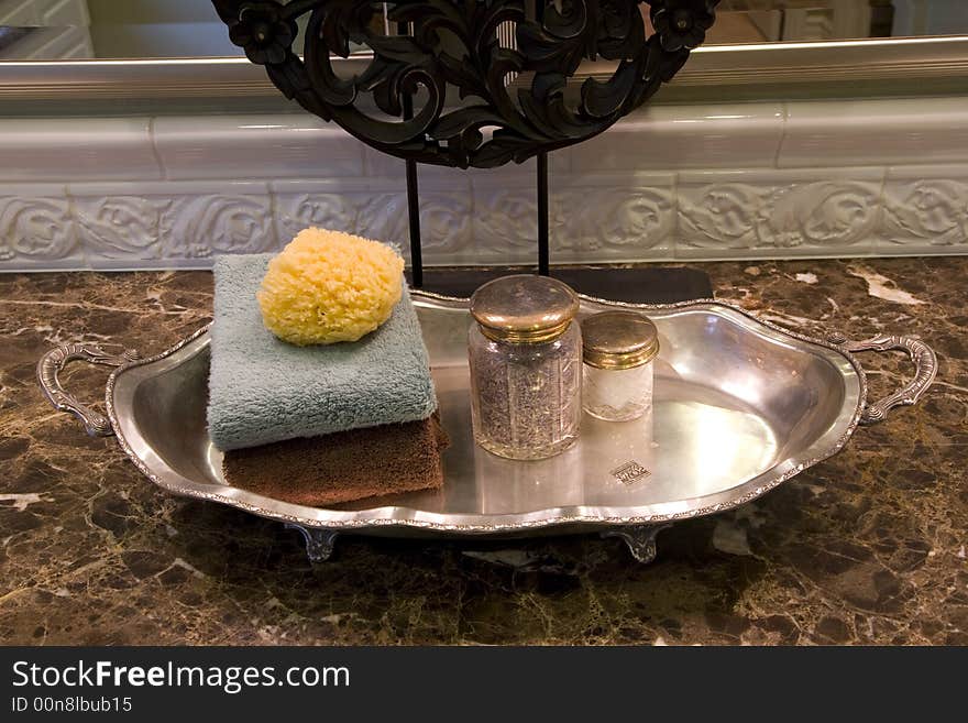 Stylish decor in a luxurious bathroom. Stylish decor in a luxurious bathroom.