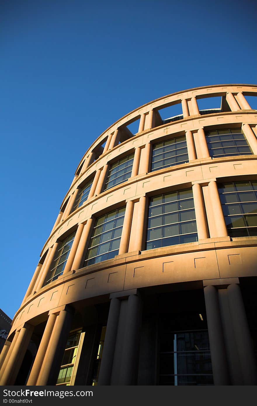 Library building in vancouver downtown at day time