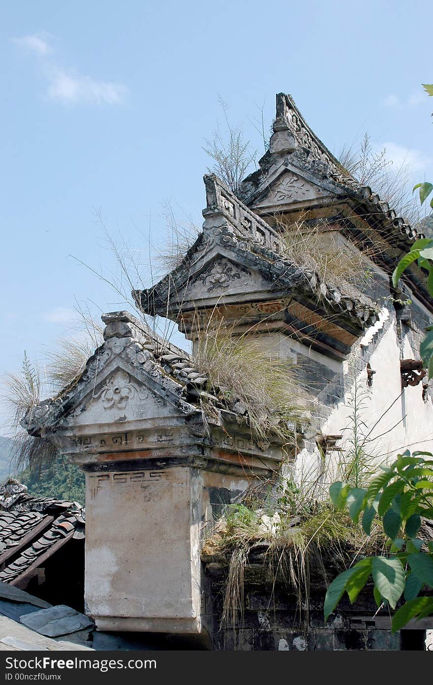 Special eaves of a ancient architecture.Shaanxi province,China. Special eaves of a ancient architecture.Shaanxi province,China.