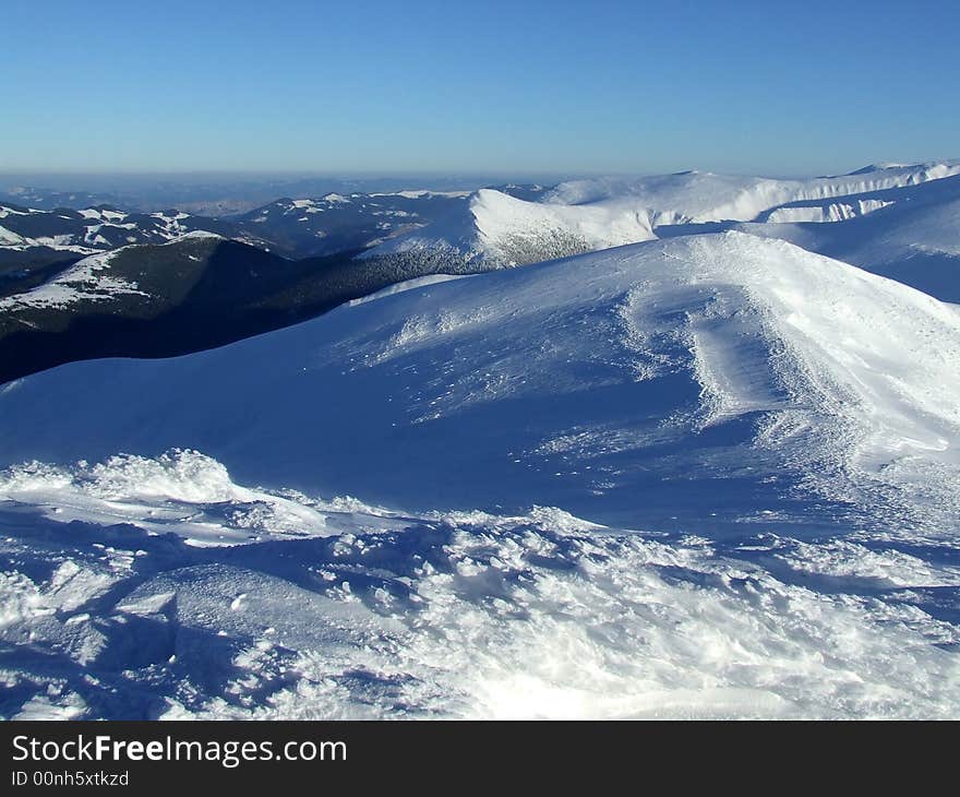 Snow`s Mountains