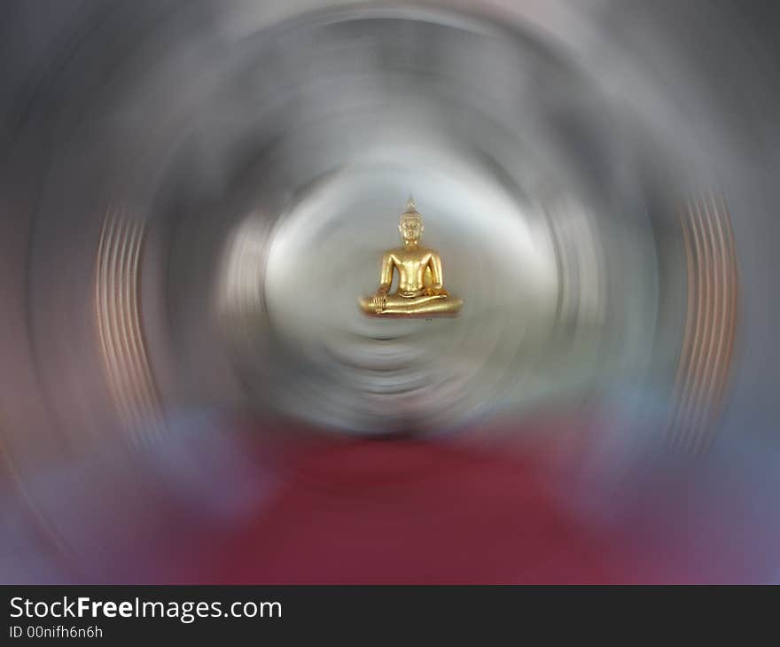 golden Buddha maditation