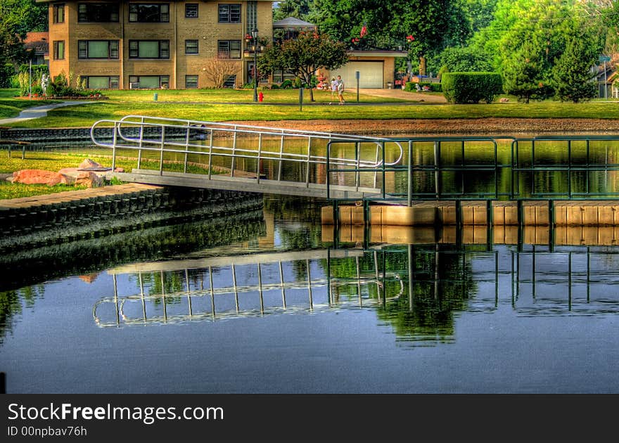 Floating dock