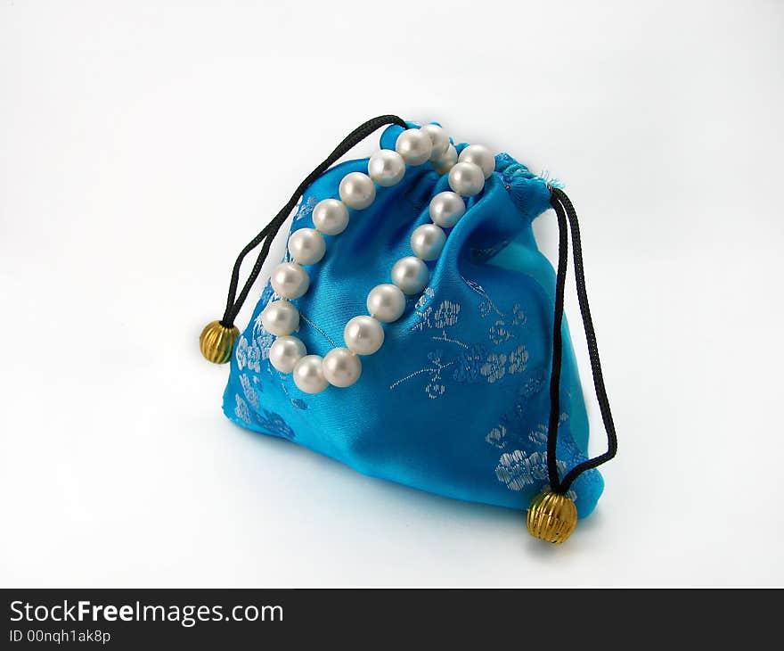 Blue Gift Bag With Pearl