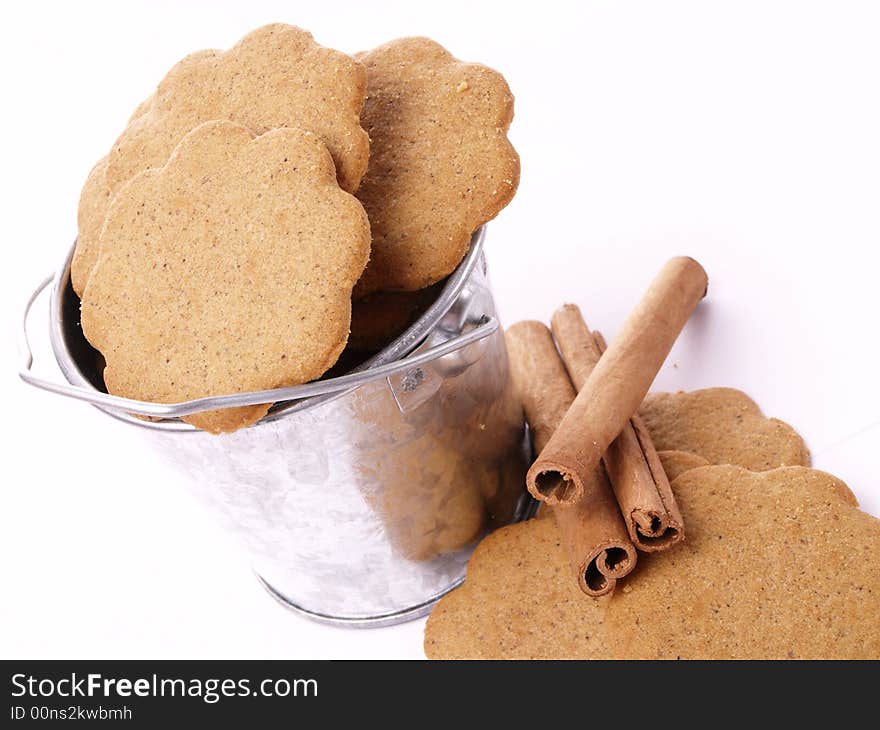 Bowl of delicious cookies