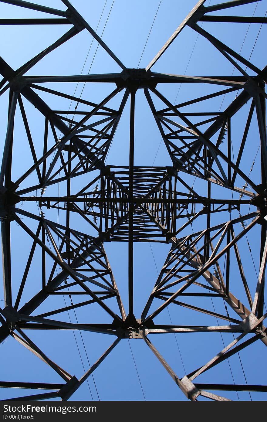 Bottom view.
Pile transmission of power.