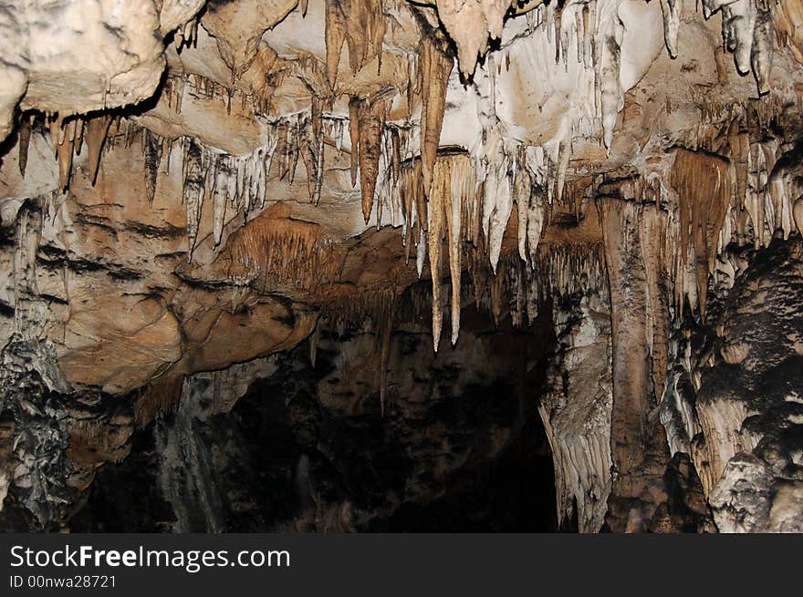 Greater Azishskaya cave, Apshironskaya cave, stalactite, stalagmite, ridge Azish-Tau