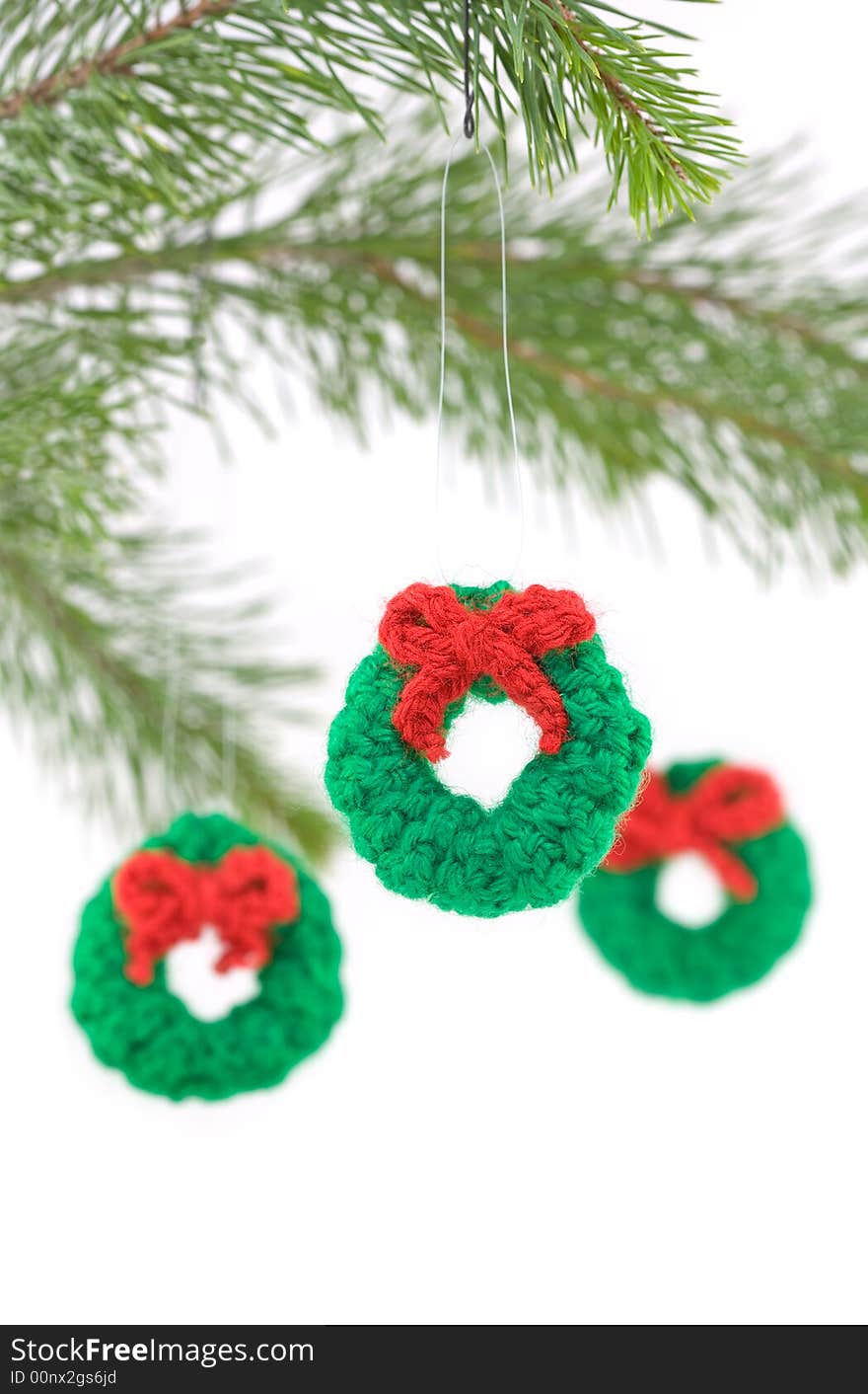 Crocheted Wreath Christmas Decorations