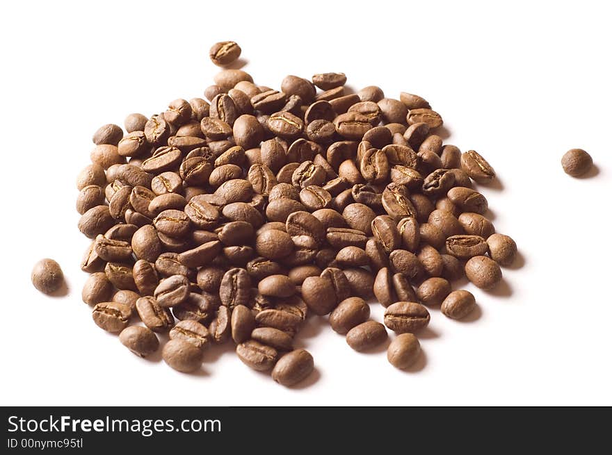 Loose natural grains of coffee