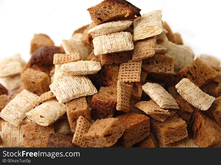 Mix of light and brown sereals and rye bread croutons. Mix of light and brown sereals and rye bread croutons