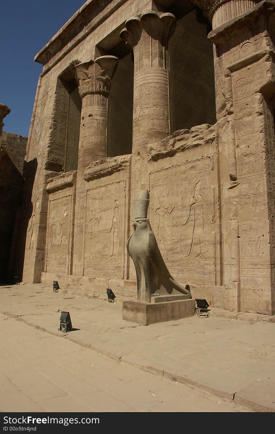 Horus statue at the Horus Tempel in Edfu. Horus statue at the Horus Tempel in Edfu