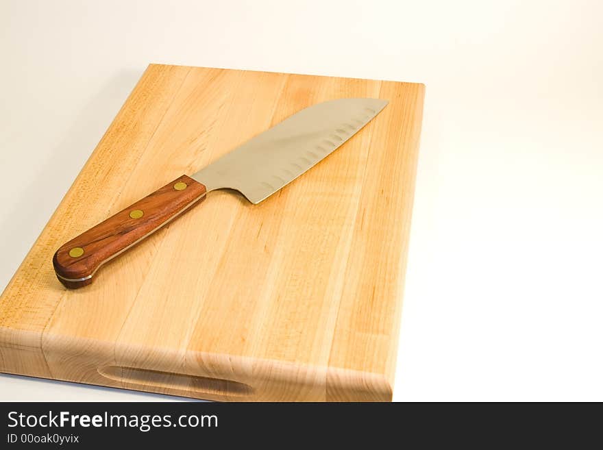 Cutting board and knife