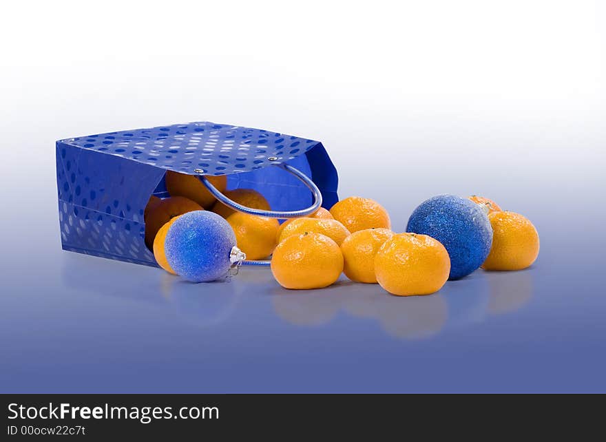 Mandarins and balls