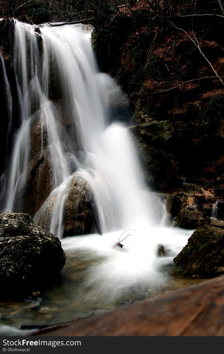 Stream in Krum at fall